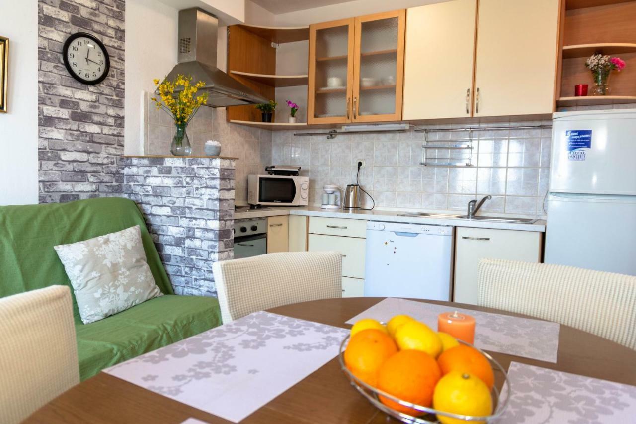 Antonio Apartment Kastela Exterior photo